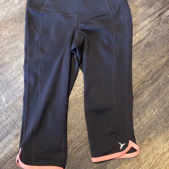 Workout Outfit - Picture 3 of 3